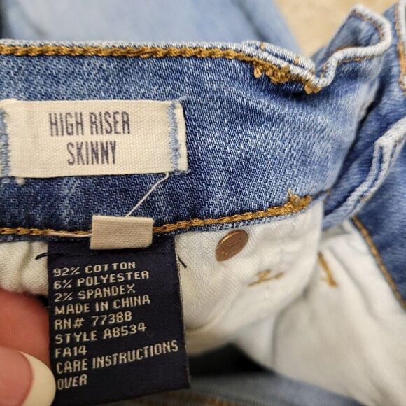 Madewell Distressed High Riser Skinny Cut Edge Jeans Blue Womens Size 25 Denim - Picture 16 of 16